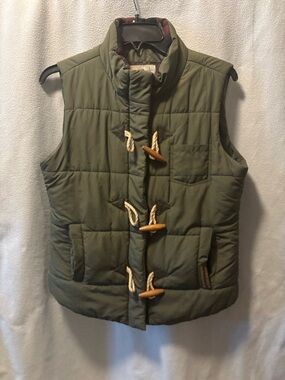 Legendary Whitetails Olive Green Quilted Vest with Plaid Lining